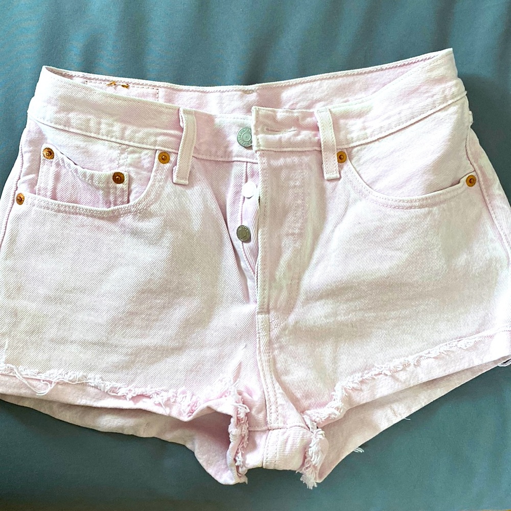 Levi’s 501 high waisted faded pink wash